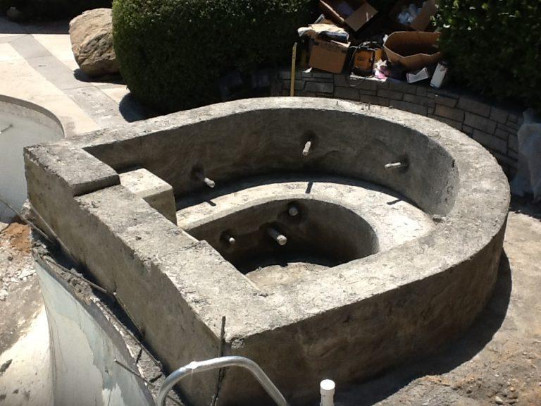Professional CPR Pools crew installing rebar framework for a new residential pool in Glendale CA