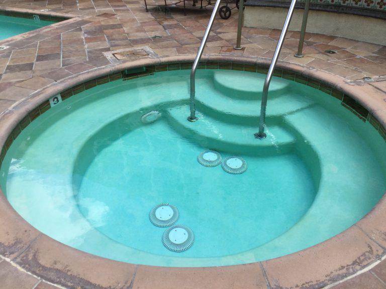 Swimming pool repair services in Pasadena