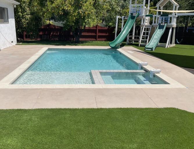 Choosing the Right Pool Company in Pasadena: What to Look For